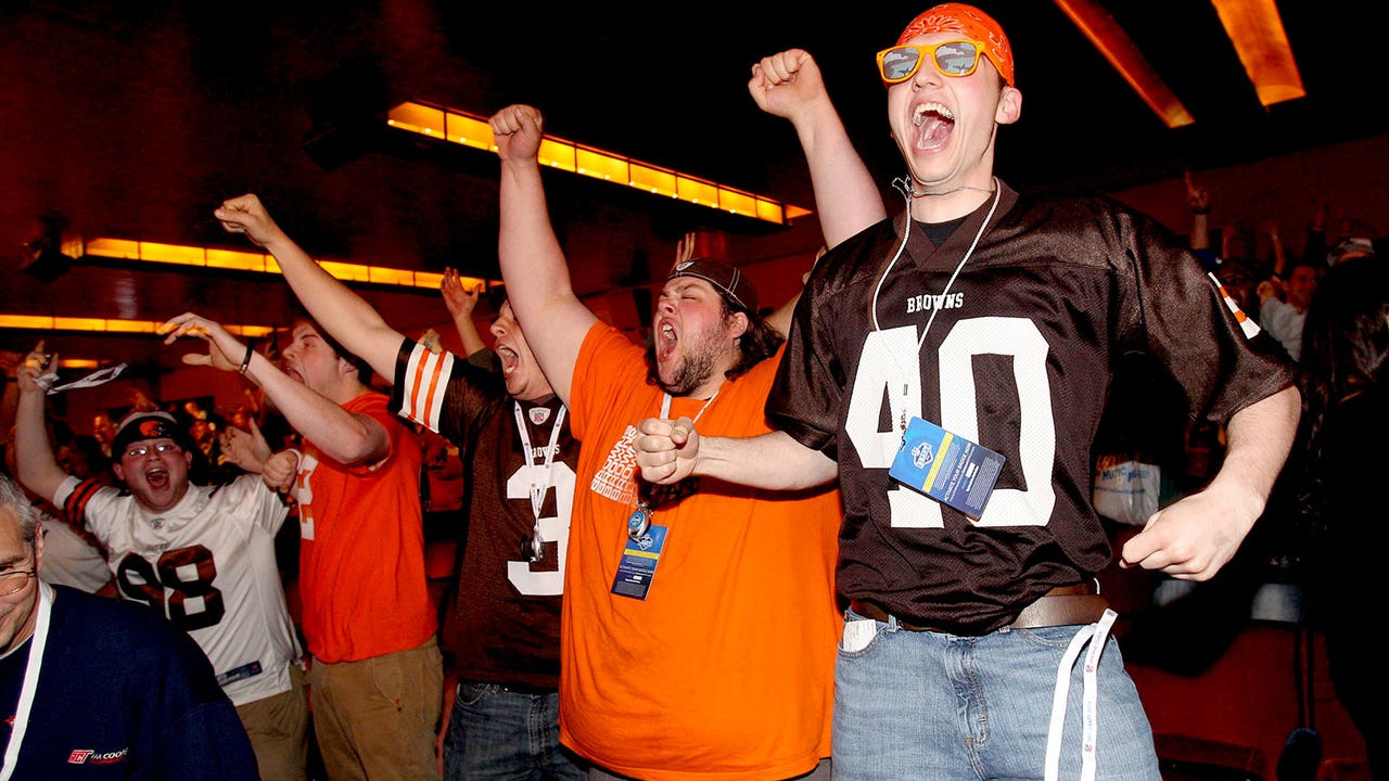 Browns announce open date for single-game ticket purchasing